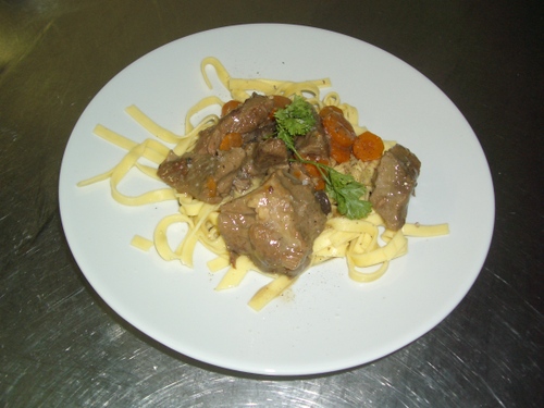 Blanquette de veau fermier & tagliatelles fraîches
